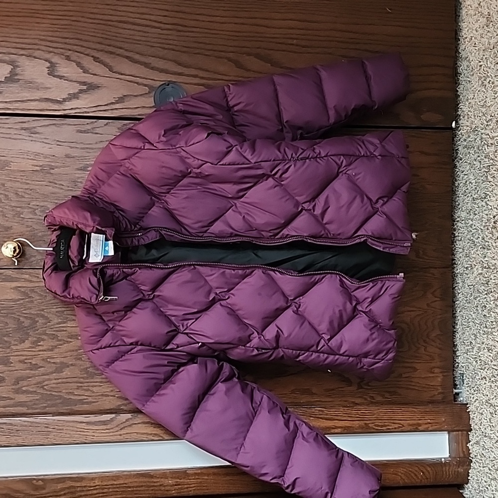 Woman's Quilted Purple size Medium Columbia Winter Jacket